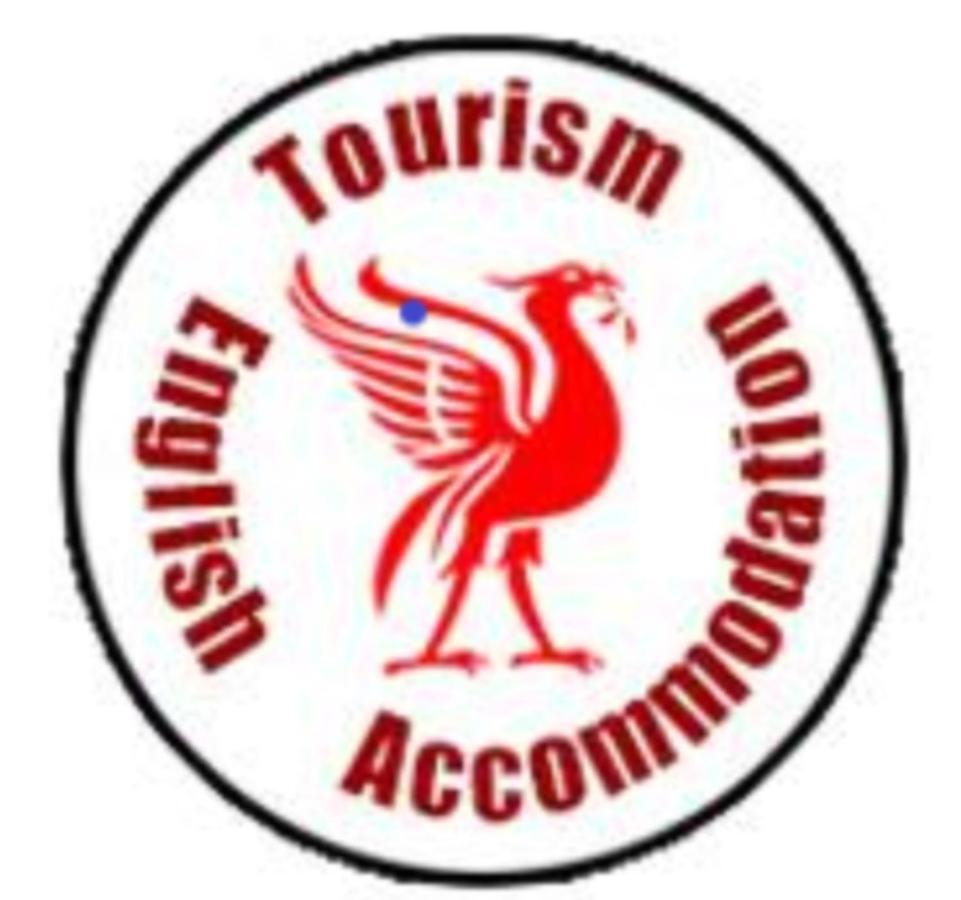 Tea In Liverpool - Private - Quiet - Ground Floor - En-Suite - Walk-In-Shower Esterno foto